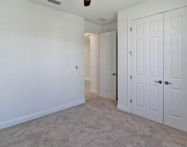 17212 Luminous Avenue - Photo Thumbnail 6