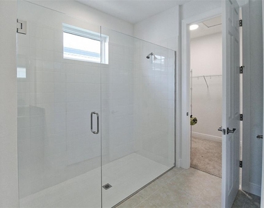 17212 Luminous Avenue - Photo Thumbnail 33