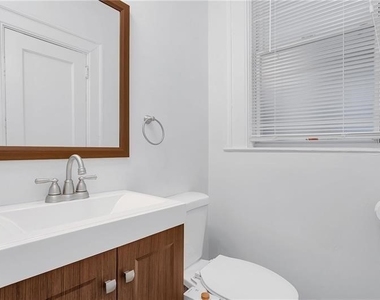 820 N Beatty - Photo Thumbnail 13
