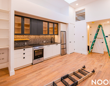 228 North 7th Street - Photo Thumbnail 3