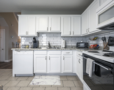 31 Middleton Court - Photo Thumbnail 11