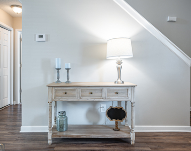 31 Middleton Court - Photo Thumbnail 6