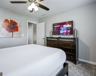 31 Middleton Court - Photo Thumbnail 21