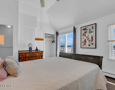 157 Beach Front - Photo Thumbnail 30