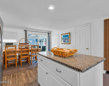 157 Beach Front - Photo Thumbnail 19