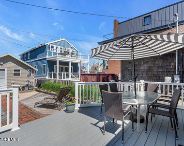 157 Beach Front - Photo Thumbnail 7