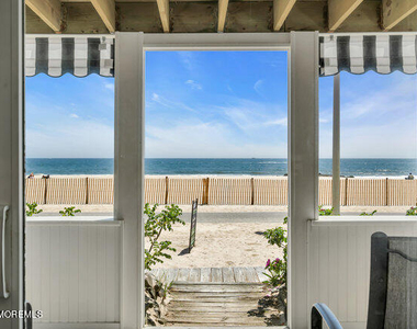 157 Beach Front - Photo Thumbnail 6
