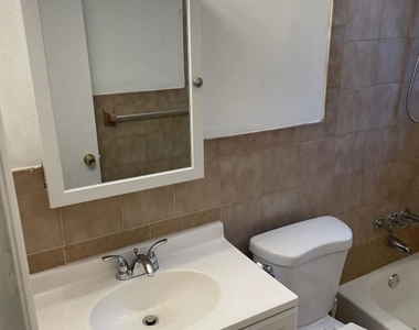 6 Sw 7th Avenue - Photo Thumbnail 13