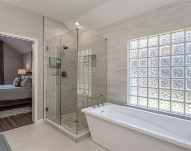 10808 Paisano Drive - Photo Thumbnail 16
