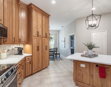 10808 Paisano Drive - Photo Thumbnail 3