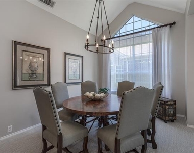 10808 Paisano Drive - Photo Thumbnail 8