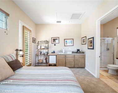 81955 Golden Star Way - Photo Thumbnail 19