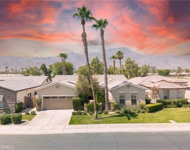 81955 Golden Star Way - Photo Thumbnail 1