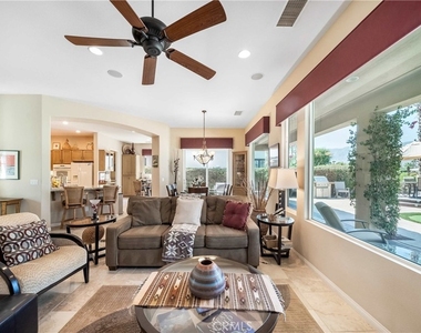 81955 Golden Star Way - Photo Thumbnail 4