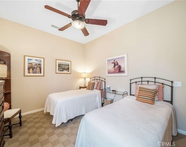 81955 Golden Star Way - Photo Thumbnail 21