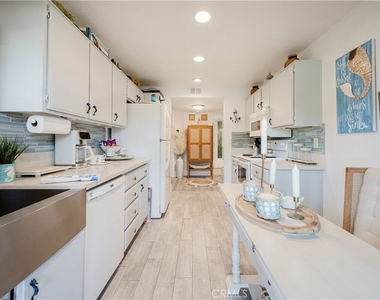 68 Corniche Drive - Photo Thumbnail 14