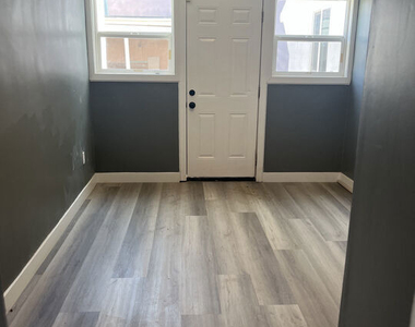 602 N Sloan Avenue - Photo Thumbnail 6