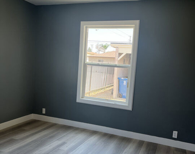 602 N Sloan Avenue - Photo Thumbnail 4