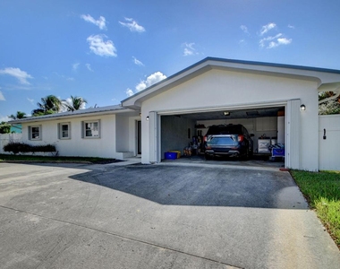 1171 Bimini Lane - Photo Thumbnail 32