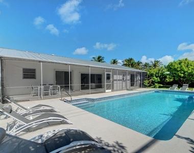 1171 Bimini Lane - Photo Thumbnail 6