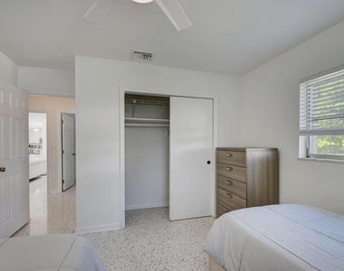 1171 Bimini Lane - Photo Thumbnail 20