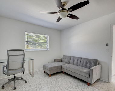 1171 Bimini Lane - Photo Thumbnail 3