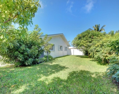 1171 Bimini Lane - Photo Thumbnail 40