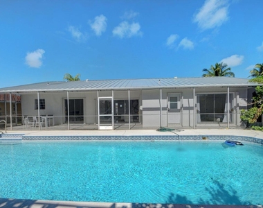1171 Bimini Lane - Photo Thumbnail 7
