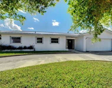 1171 Bimini Lane - Photo Thumbnail 18