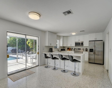 1171 Bimini Lane - Photo Thumbnail 4