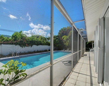 1171 Bimini Lane - Photo Thumbnail 23