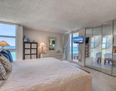 5540 N Ocean Drive - Photo Thumbnail 21