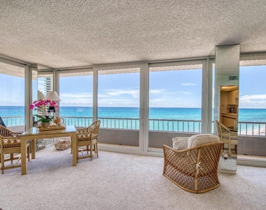 5540 N Ocean Drive - Photo Thumbnail 10