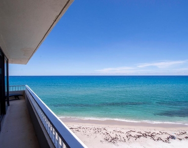 5540 N Ocean Drive - Photo Thumbnail 4