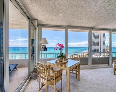 5540 N Ocean Drive - Photo Thumbnail 8