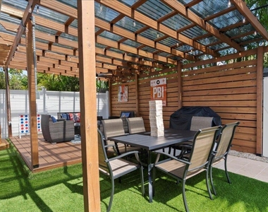 2741 Parker Avenue - Photo Thumbnail 15