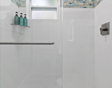 2741 Parker Avenue - Photo Thumbnail 37