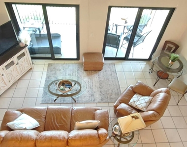 233 Ne Edgewater Drive - Photo Thumbnail 21