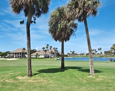 233 Ne Edgewater Drive - Photo Thumbnail 5