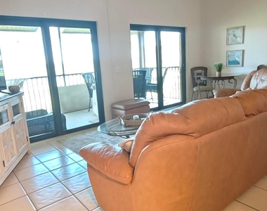 233 Ne Edgewater Drive - Photo Thumbnail 13