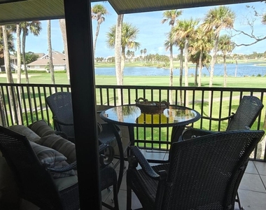 233 Ne Edgewater Drive - Photo Thumbnail 24