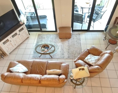 233 Ne Edgewater Drive - Photo Thumbnail 22