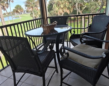 233 Ne Edgewater Drive - Photo Thumbnail 7
