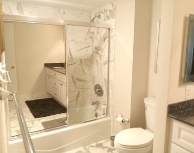 233 Ne Edgewater Drive - Photo Thumbnail 15