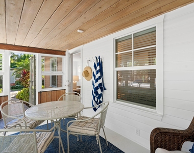 118 Se 7th Avenue - Photo Thumbnail 1