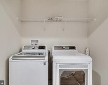 612 Totten Place Ne - Photo Thumbnail 26