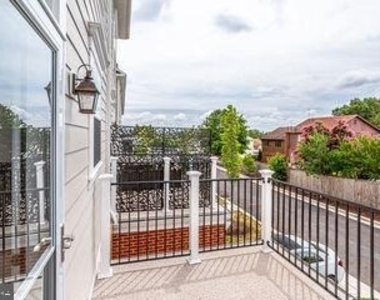 612 Totten Place Ne - Photo Thumbnail 28