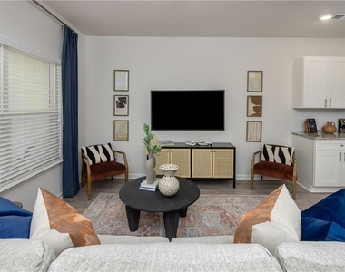 101 Walker Ridge Lane - Photo Thumbnail 22