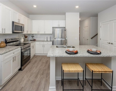 101 Walker Ridge Lane - Photo Thumbnail 28