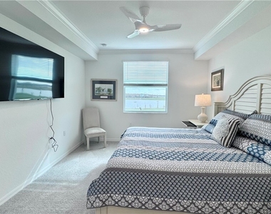 15275 Green Acres Boulevard - Photo Thumbnail 7